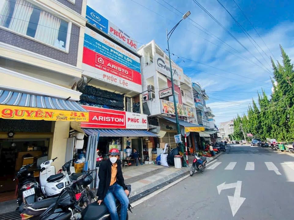 Nhà mặt tiền Đào Duy Từ Đà Lạt 116m² giá 25 tỷ - Đầu tư sinh lời hấp dẫn!