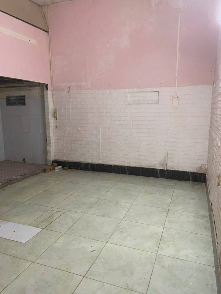 Nhà cấp 4 mặt tiền đường Nguyễn Chính, Nha Trang 101.4m² giá 7.2 tỷ - Gần biển và chợ