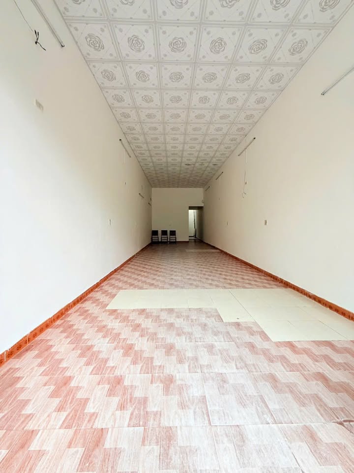 Nhà nguyên căn mặt tiền đường Lê Thanh Nghị 80m² giá 7 triệu - Thích hợp kinh doanh và ở ngay!