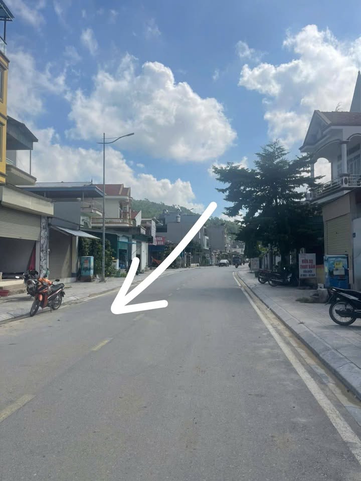 Đất mặt đường chính EC Hùng Thắng 117m² giá 6.3 tỷ - Tiềm năng kinh doanh lớn!