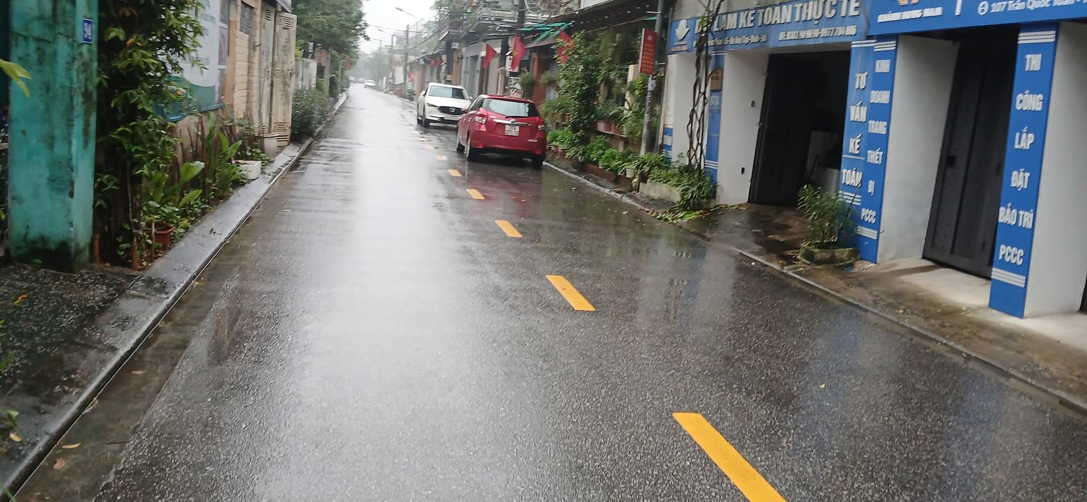 Bán gấp FrontHouse mặt đường Trần Quốc Toản, Vinh 162m² - Vị trí cực đỉnh!