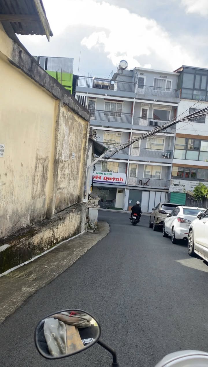 Nhà đẹp Trần Hưng Đạo Đà Lạt 80.56m² giá 12.5 tỷ - Tiện nghi và yên tĩnh!