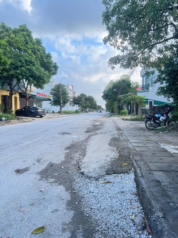 Đất mặt tiền đường Lê Thị Hoa, Thanh Hóa 100m² - Cơ hội đầu tư sinh lời!