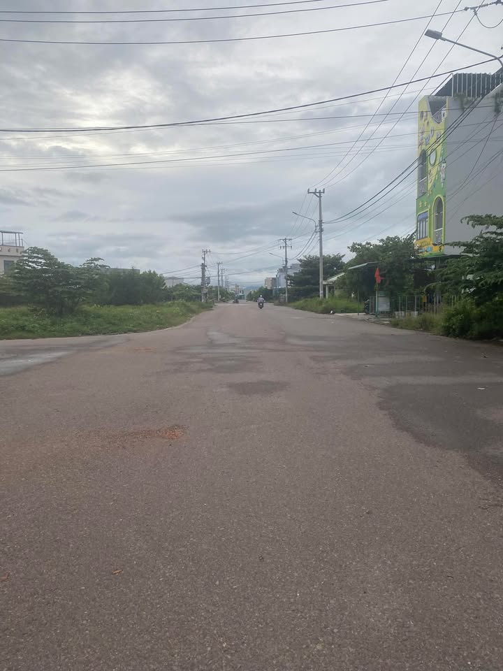 Đất nền góc 112m² tại Nhơn Bình - Quy Nhơn chỉ 3.3 tỷ - Cơ hội đầu tư tốt!