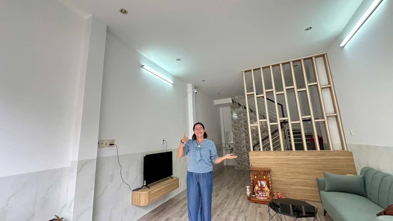 Nhà 4 tầng + 1 tum tại Vạn Thắng, Nha Trang 38.5m² giá 4.5 tỷ - Vị trí trung tâm thuận lợi!