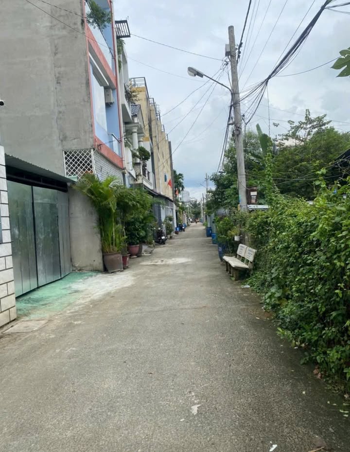 Đất 2 mặt tiền Linh Xuân, Thủ Đức 64m² giá 4 tỷ - Vị trí vàng tiềm năng!