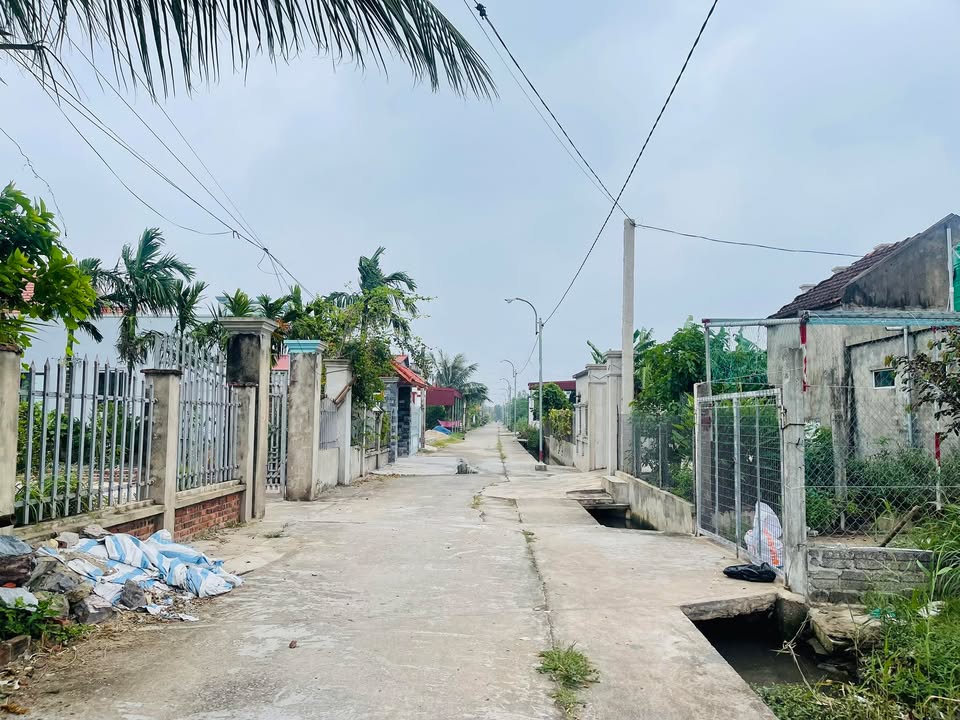 Đất nền Kim Trung 252m² giá 600 triệu - Đường lớn, dân cư đông đúc!