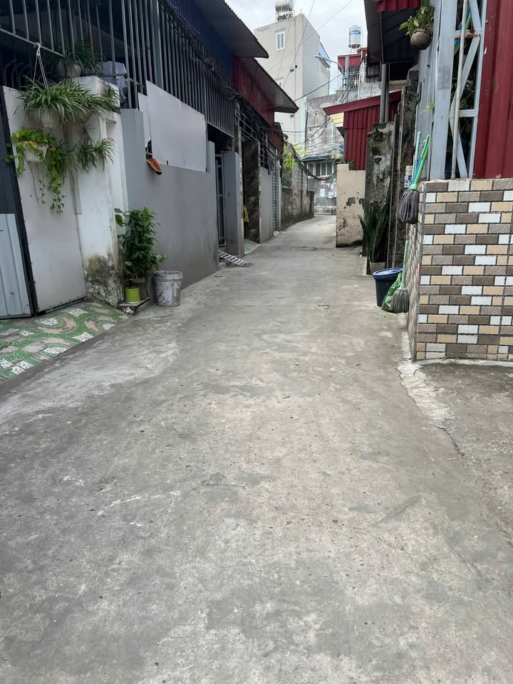 Nhà riêng tại Hồng Bàng, Hải Phòng 51m² giá 1.35 tỷ - Pháp lý rõ ràng, giao dịch nhanh chóng!