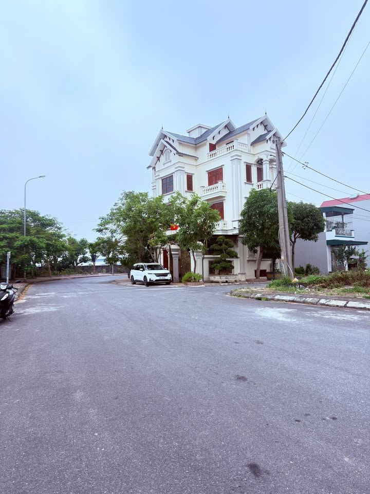 Đất nền TDC Đông Mỹ Thái Bình 82m² giá 2.2 tỷ - Lô góc siêu đẹp, đầy tiềm năng!