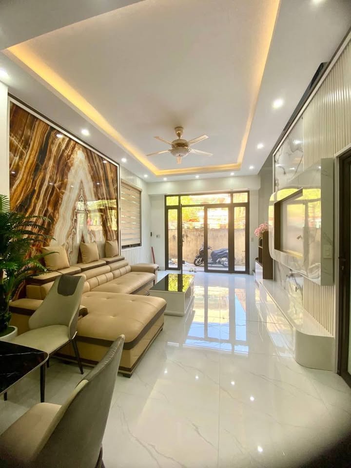 Nhà 3 tầng lô góc Kỳ Bá, Thái Bình 41m² giá 4 tỷ - Sẵn sàng vào ở ngay!