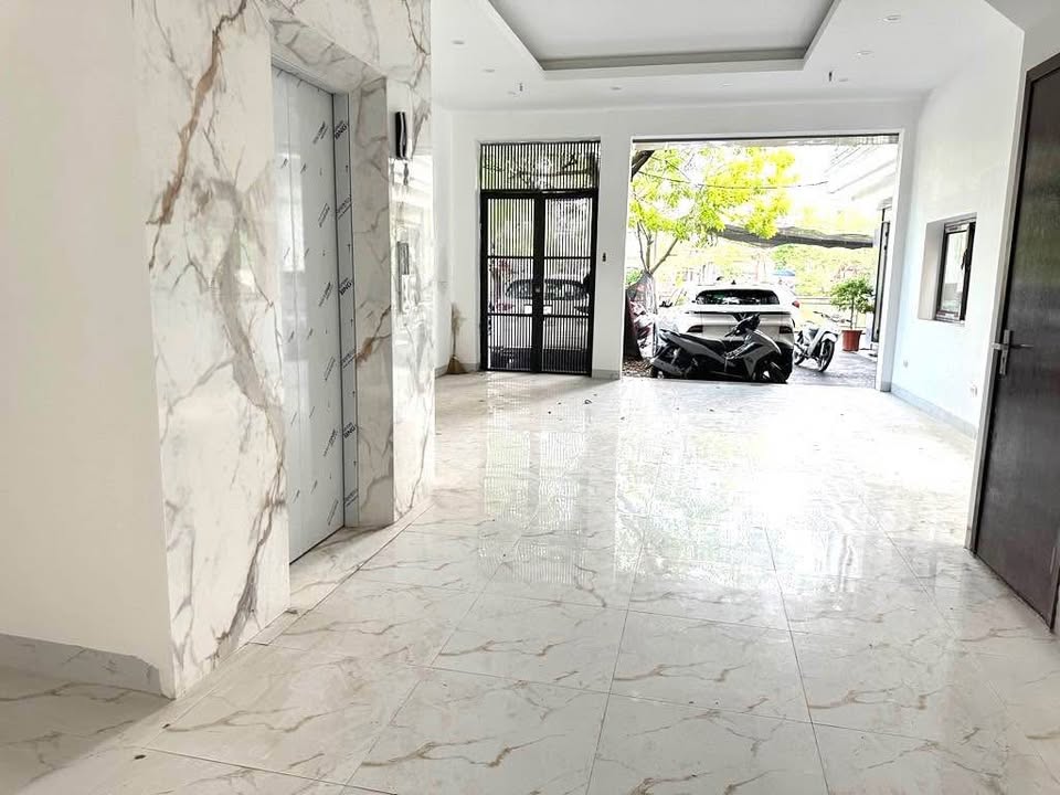 Bán nhà lô góc Khương Trung Thanh Xuân 70m² giá 21.8 tỷ - Kinh doanh đỉnh cao!