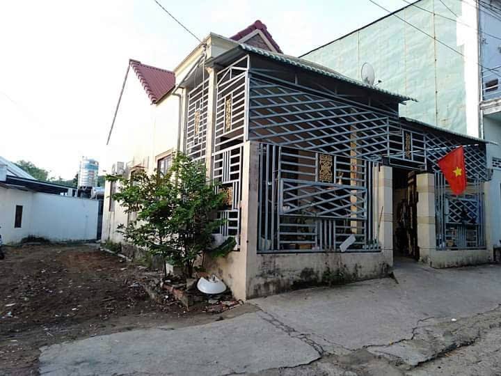 Nhà tại Phú Quốc 122m² giá 3.9 tỷ - Đầu tư nghỉ dưỡng lý tưởng!