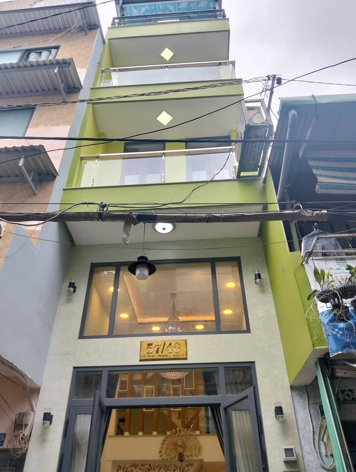 Nhà phố trung tâm Q.10 - 35m² giá chỉ 8 tỷ - Đầu tư sinh lời tức thì!