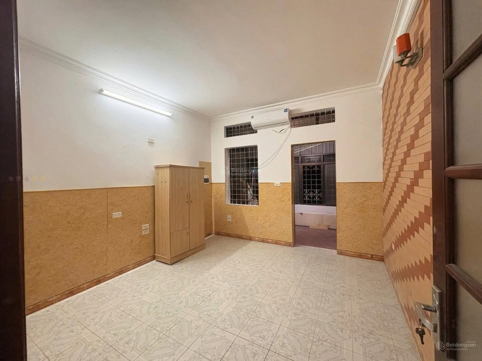 Nhà cho thuê 37m² tại ngõ 488 Bạch Mai, Hai Bà Trưng - Chỉ 8 triệu/tháng!