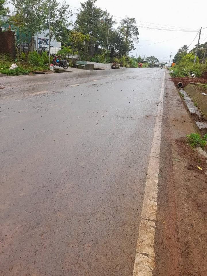 Đất nền 540m² xã Quảng Trực giá 1.05 tỷ - Đầu tư sinh lời tốt!