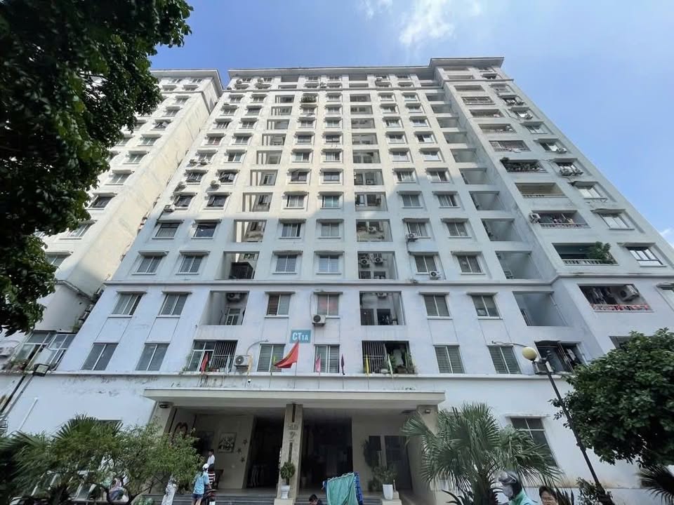 Căn hộ Chung cư Thành Phố Giao Lưu 76m² giá 5 tỷ - Tiện ích đầy đủ, sẵn sàng giao dịch!