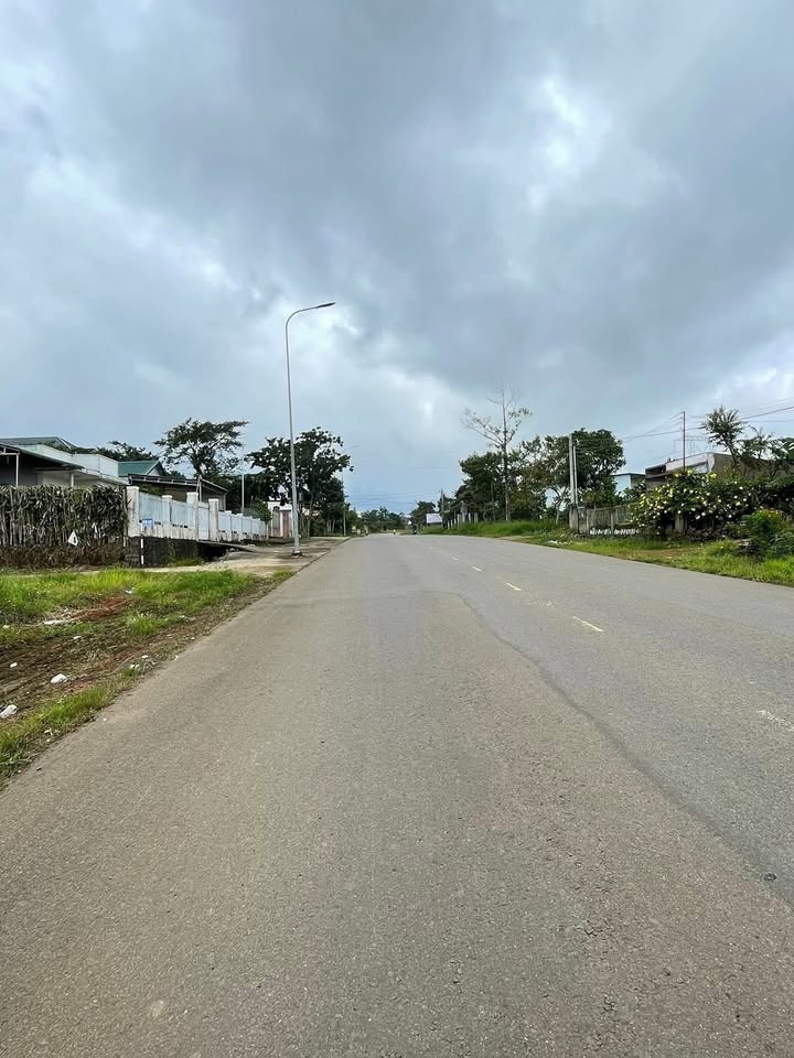 Nhà mặt tiền đường Phan Đình Phùng, Lộc Tiến 213m² giá 2 tỷ - Đầu tư sinh lời ổn định!