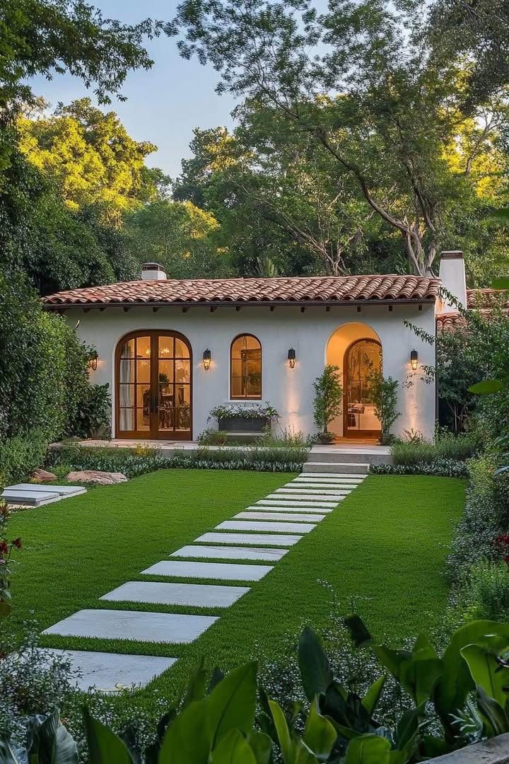 Đất mặt đường Cẩm An, Suối Hai, Ba Vì 500m² giá 2 tỷ - Dọn về ở ngay Tết!