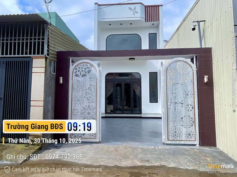 Nhà riêng Hẻm 90 Trường Chinh, Pleiku 100m² giá 2.2 tỷ - Sẵn sàng vào ở ngay!