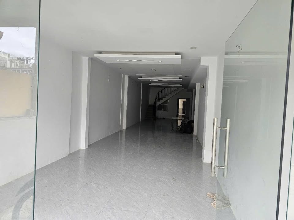 Nhà mặt tiền đường Ngô Gia Tự, Phước Tiến, Nha Trang 119m² - Cơ hội đầu tư tuyệt vời!