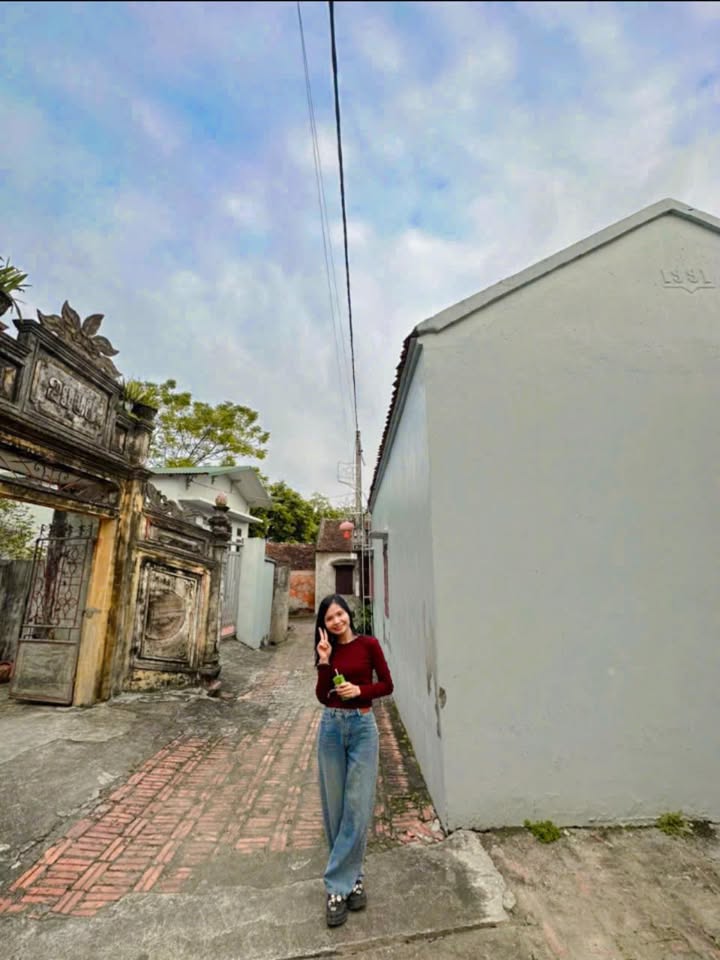 Đất nền Hoàng Văn Thụ, Chương Mỹ 100m² giá chỉ 1.55 tỷ - Đường ô tô tránh, vị trí trung tâm!