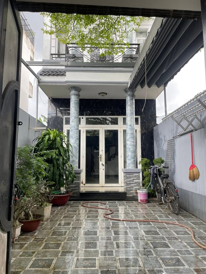 Nhà cho thuê hẻm xe tải Huỳnh Thị Hai, Quận 12, 92m² - Giá 9 triệu/tháng