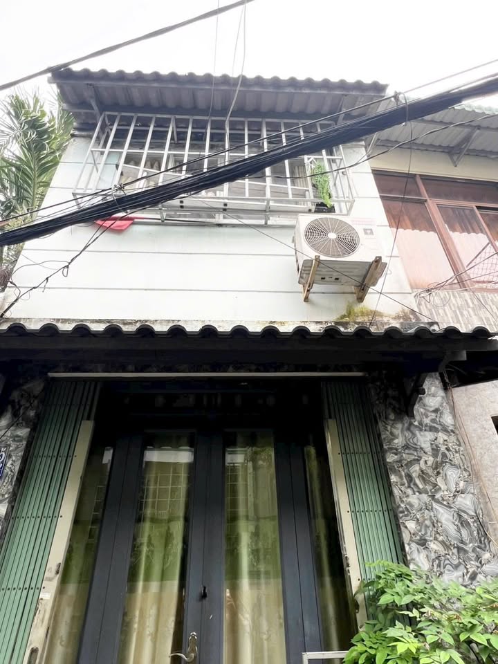 Nhà 2 tầng Quang Trung, Gò Vấp 19m² giá 2.35 tỷ - Đối diện Vincom, 3 mặt thoáng!