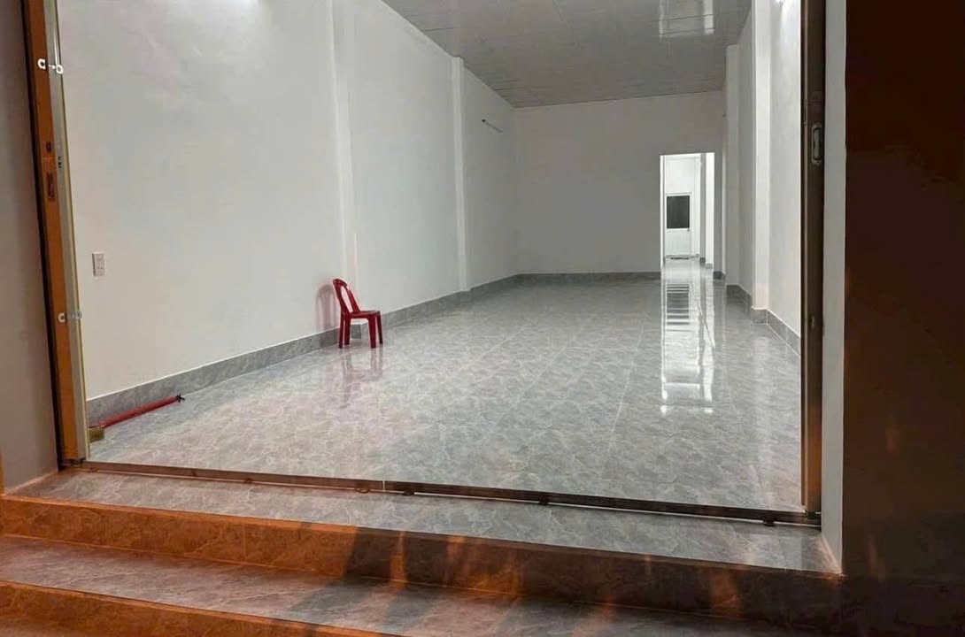 Nhà hẻm Bến Cá, phường Sài, Nha Trang 30m² giá 1.86 tỷ - Nhà còn mới, vào ở ngay!