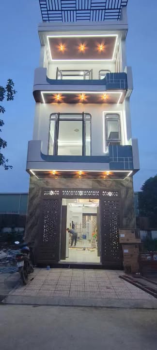 Nhà phố Dĩ An 67m² giá 4.95 tỷ - Sẵn sàng vào ở ngay