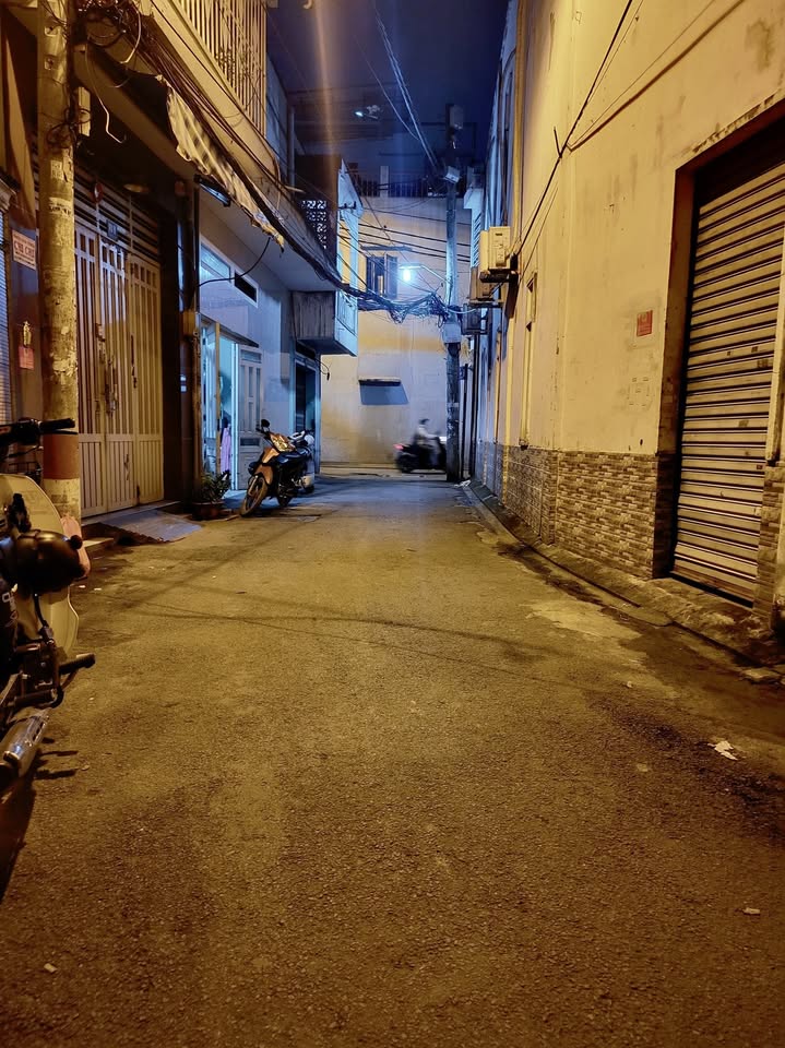 Nhà mặt tiền đường Tái Thiết, Tân Bình 44m² giá chỉ 5.7 tỷ - Kinh doanh sầm uất!