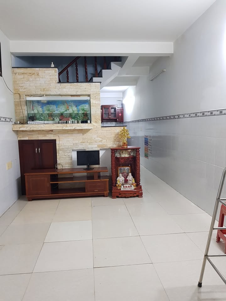 Nhà nguyên căn Nhơn Đức Nhà Bè 52m² giá 5.5 triệu - Cho thuê lâu dài, tiện nghi đầy đủ!