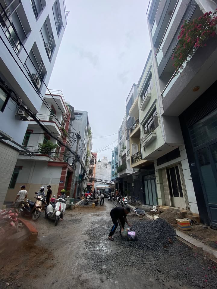 Nhà nguyên căn đường Nguyễn Hồng Đào Tân Bình 40m² giá 10 triệu - Thích hợp kinh doanh và ở ngay!