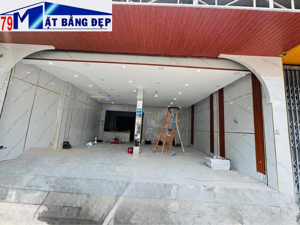 Cho thuê mặt bằng mặt tiền đường Thái Nguyên, Nha Trang 7.5m x 13m - Kinh doanh tự do!