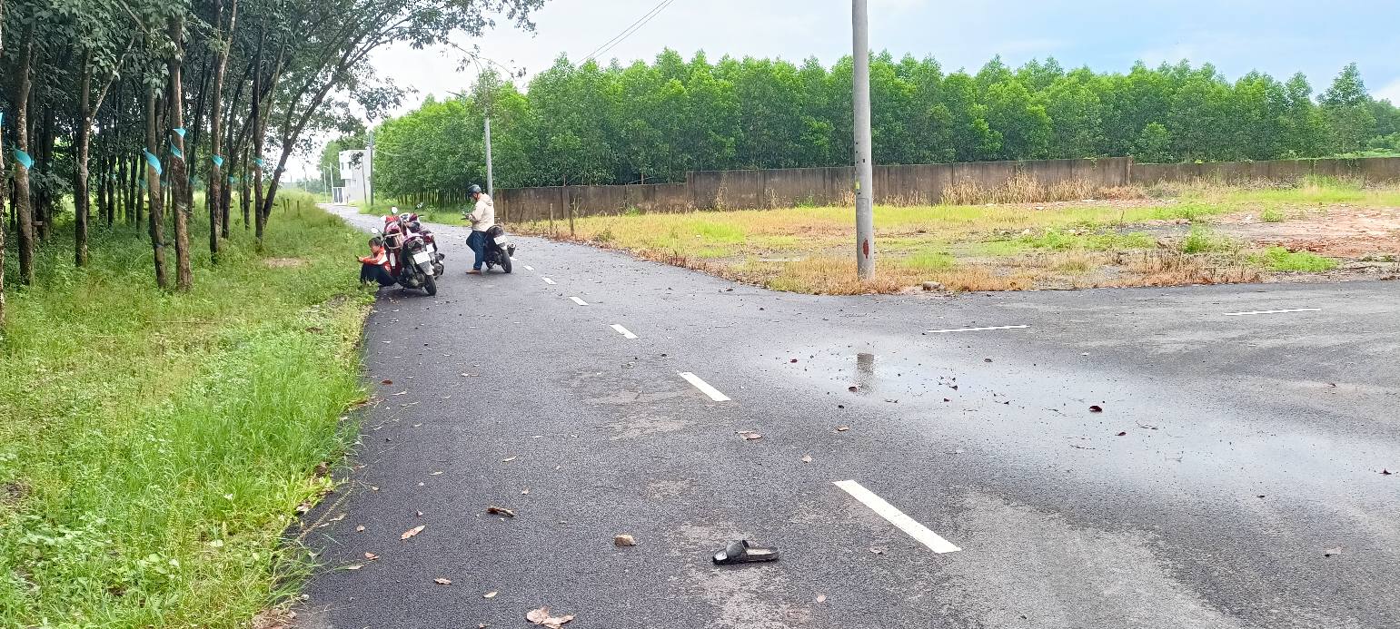 Đất 2 mặt tiền đường nhựa An Viễn 800m² giá 4.5 tỷ - Đầu tư sinh lời đáng giá!