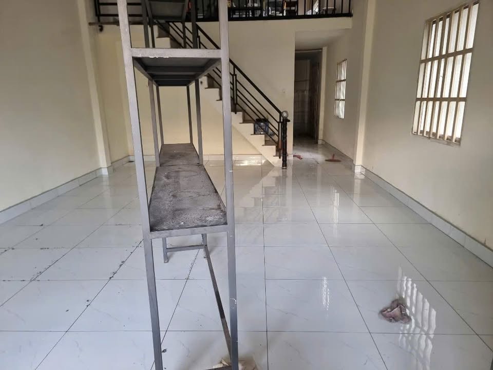 Nhà mặt tiền Nguyễn Thị Búp, Hiệp Thành, Q12 - Diện tích 75m², Giá 14 triệu - Kinh doanh thuận lợi!