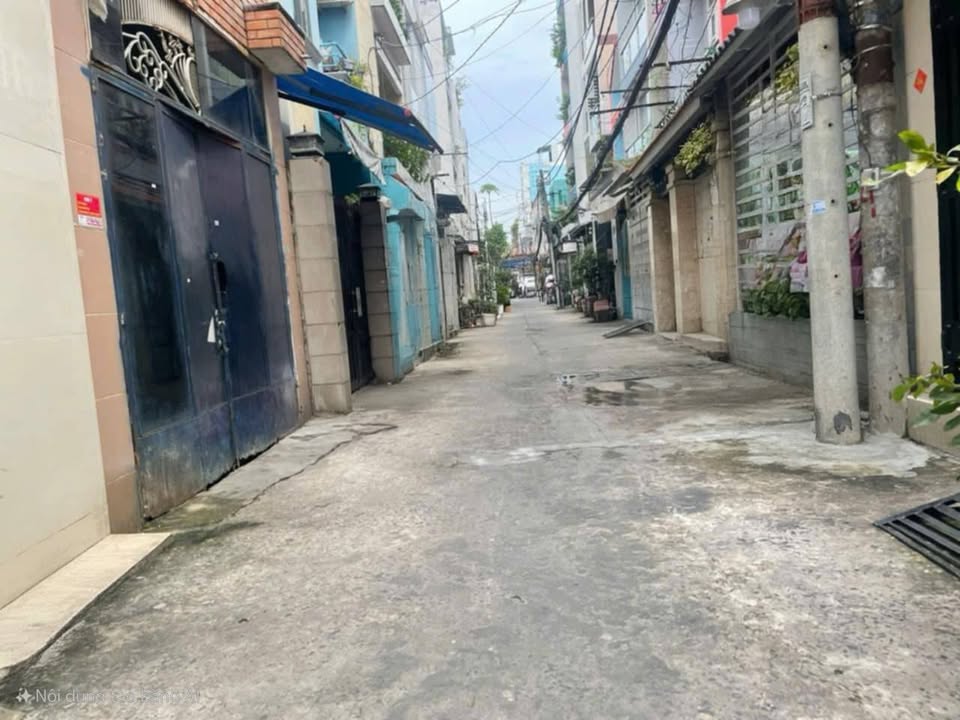 Nhà phố Âu Dương Lân quận 8 42m² giá 6 tỷ - Khu vực trung tâm tiện ích đầy đủ!