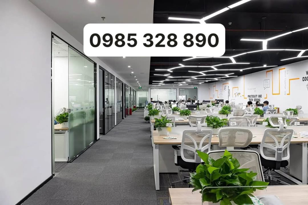 Cho thuê văn phòng Hoàng Quốc Việt Cầu Giấy 110m² chỉ 21 triệu - Sàn vuông mới tinh!