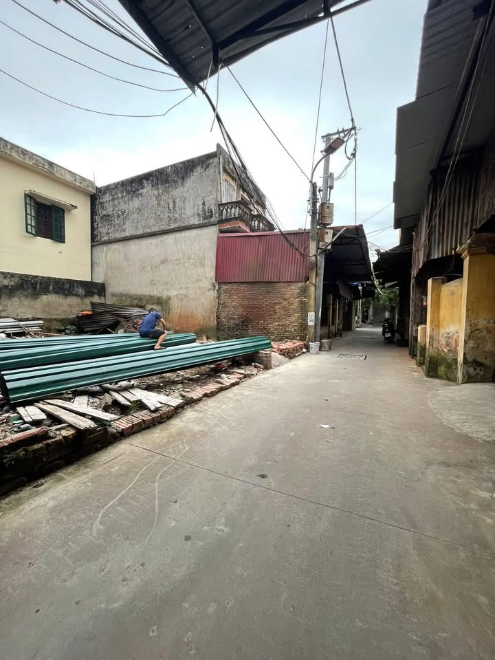 Đất nền Phù Khê 42m² giá 1 tỷ - Khu dân cư đông đúc, gần tiện ích!