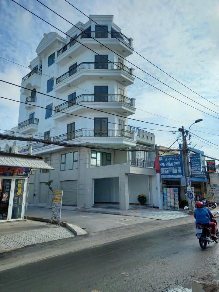 Nhà cho thuê mặt tiền 2 mặt tiền Bình Hưng Hòa B 92m² - Phù hợp kinh doanh online!