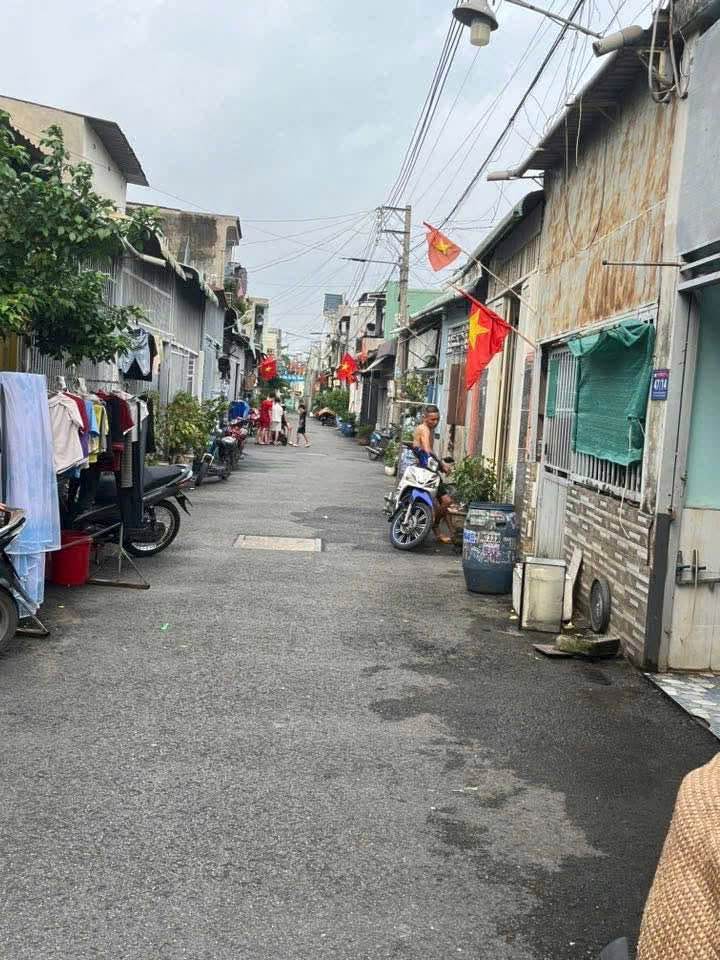 Nhà cho thuê hẻm Nguyễn Thị Chạy, Dĩ An 52m² - Khu dân cư yên tĩnh