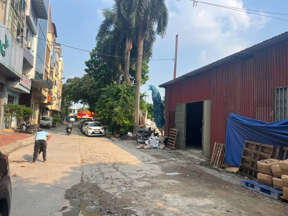 Kho xưởng cho thuê tại Bùi Huy Bích, Hoàng Mai 200m² - Giá chỉ 20 triệu/tháng!