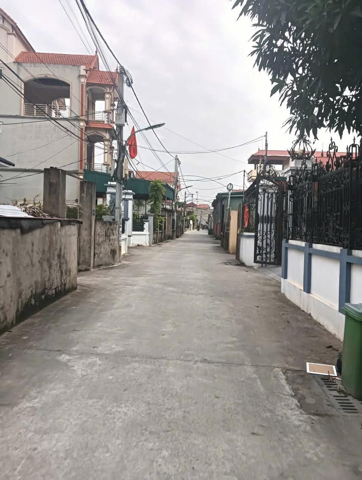 Đất nền Hồng Vân Thường Tín 61m² giá 2.69 tỷ - Tiềm năng tăng trưởng cao!