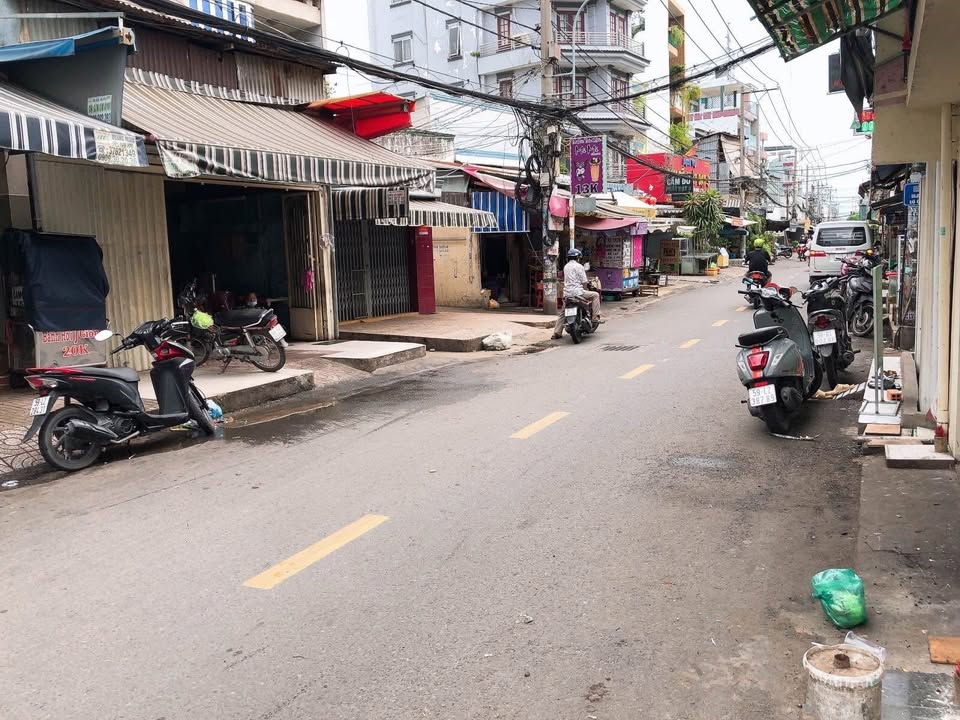 FrontHouse mặt tiền đường Ba Đình, quận 8, 48.4m² chỉ 5 tỷ - Cơ hội đầu tư hấp dẫn!