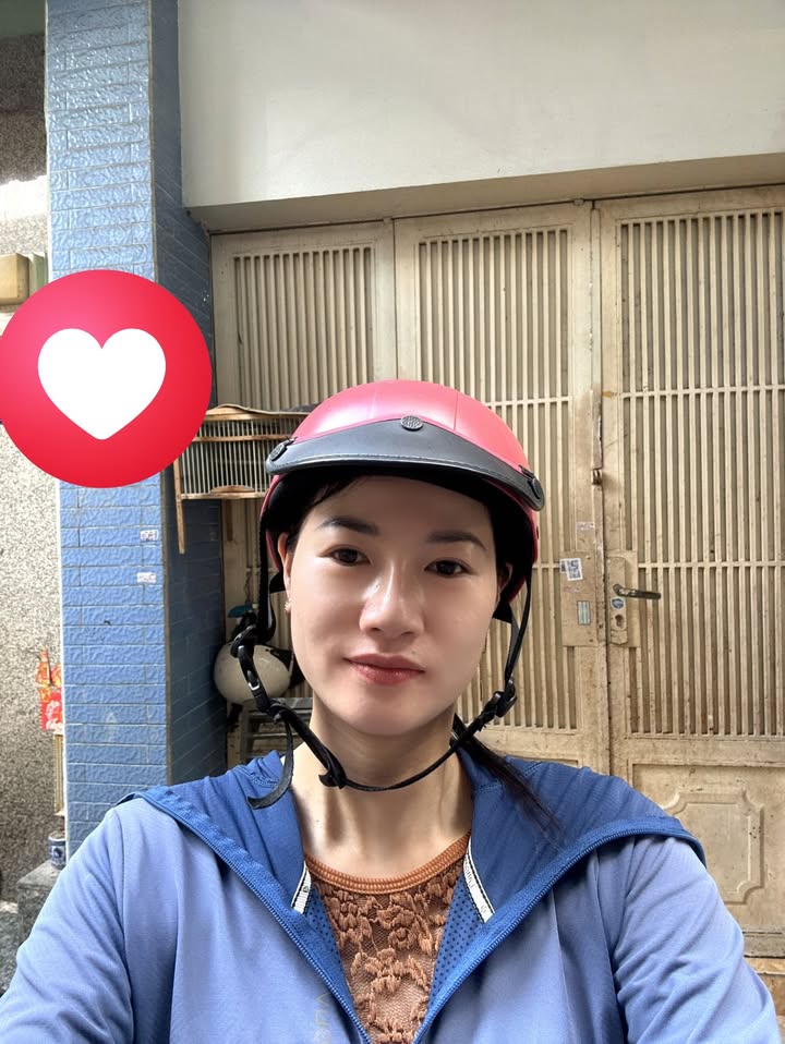 Nhà Lạc Long Quân, Quận 11 - 21m² giá chỉ 2 tỷ - An ninh tốt, tiện ích đầy đủ!