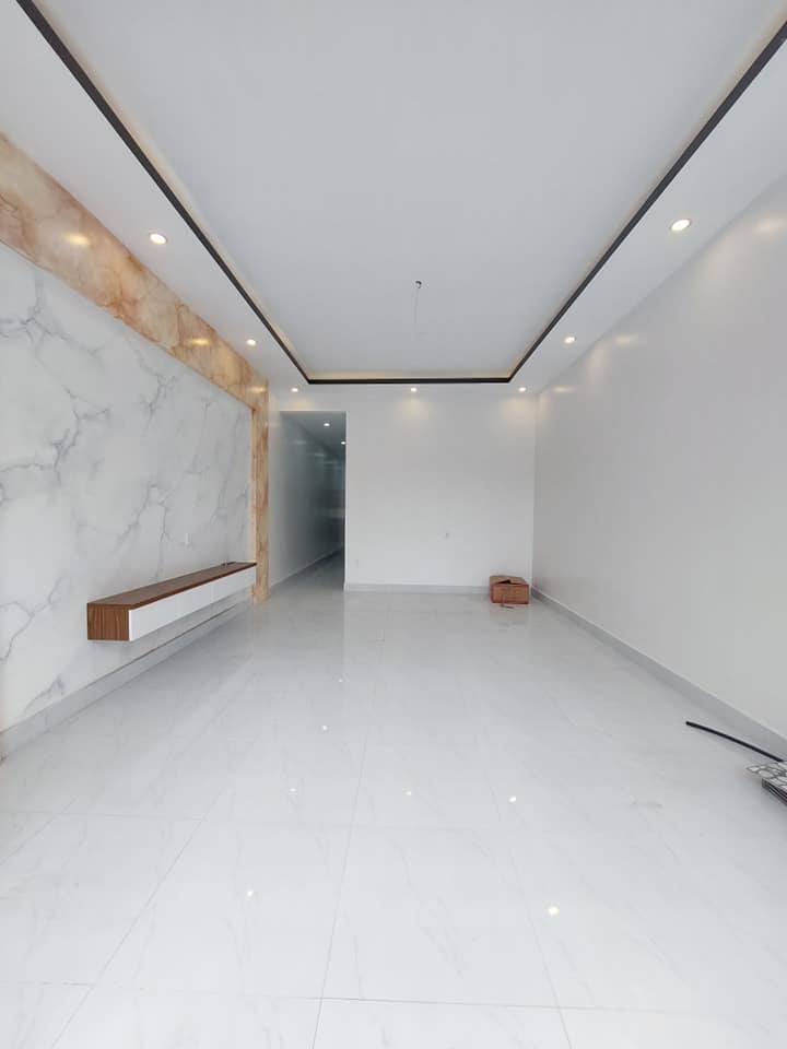 Nhà mặt đường Tân Tiến, An Dương 68m² giá 1 tỷ - Thiết kế đẹp, kinh doanh thuận lợi!