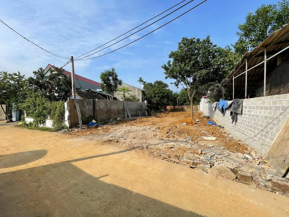 Đất nền Yên Bài, Ba Vì 316m² giá chỉ 2 tỷ - Đường ô tô vào tận nơi!