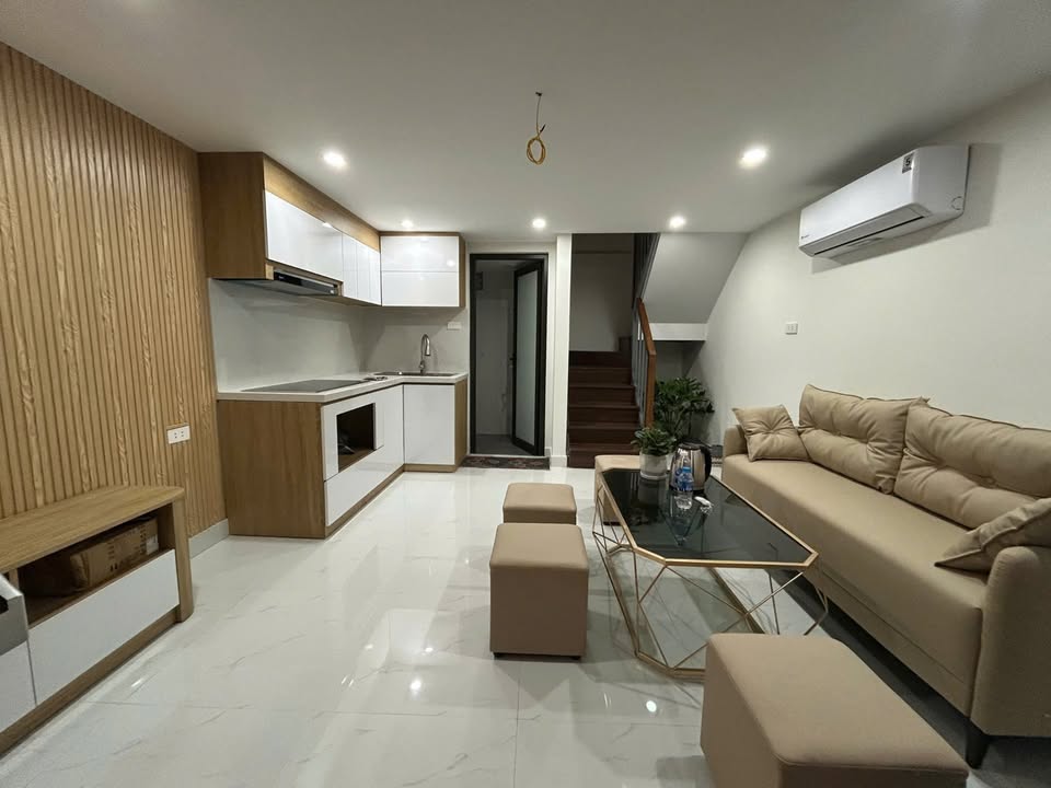 Nhà phố Kim Mã 21.5m² giá 5.25 tỷ - Sổ đỏ chính chủ, xây mới 4 tầng!
