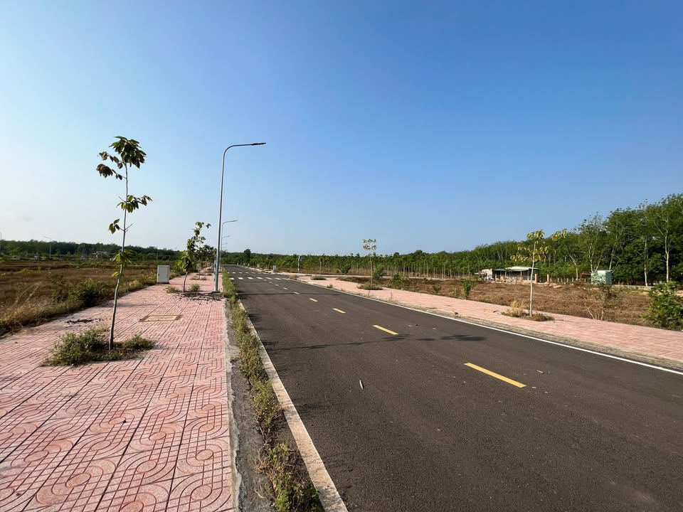 Đất nền Tân Phước, Đồng Phú 100m² giá 639 triệu - Cơ hội đầu tư hấp dẫn!