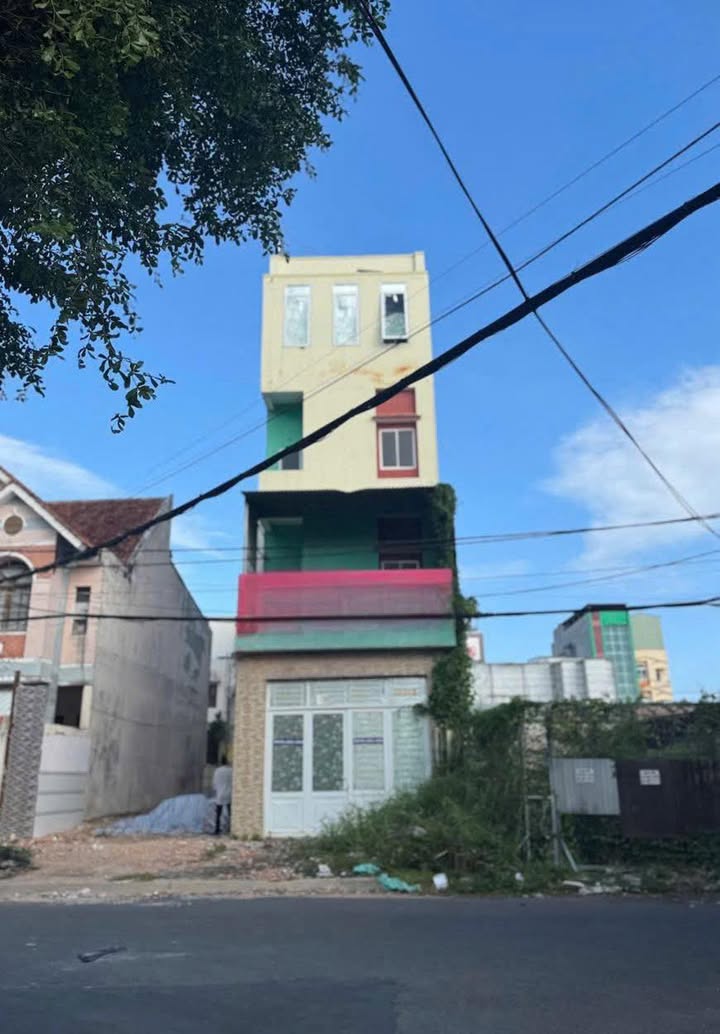 Căn nhà nghỉ 15 phòng cho thuê tại đường Mai Văn Bộ, Rạch Giá - Giá chỉ 15 triệu/tháng!