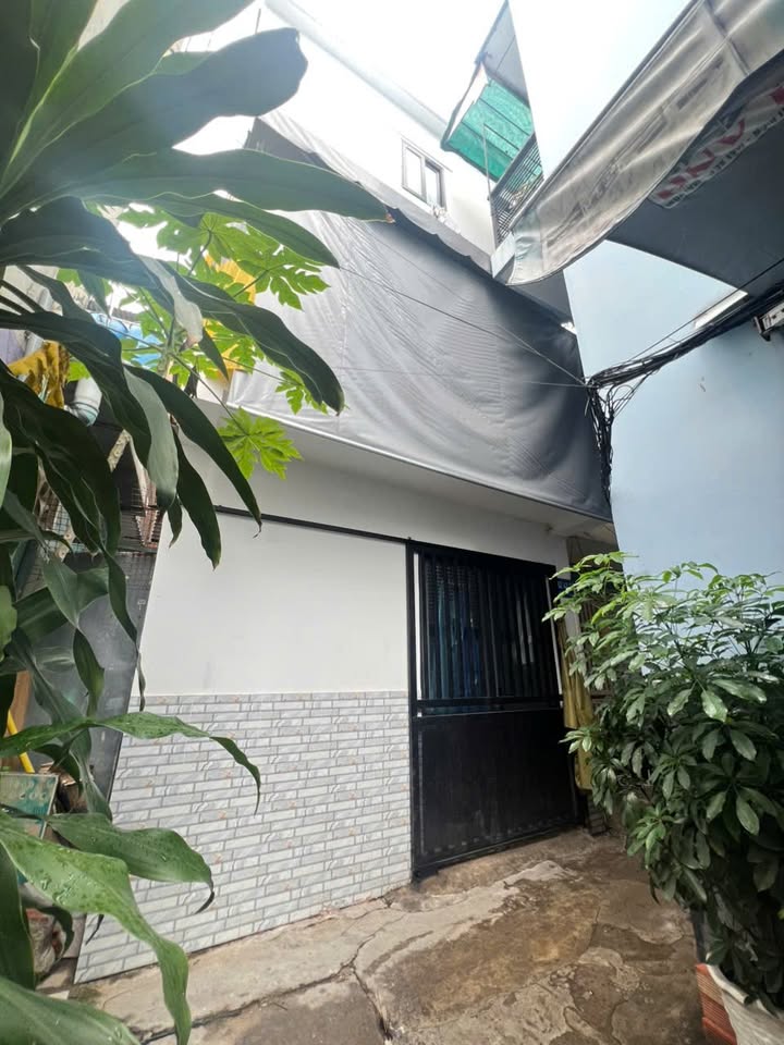 Nhà Q3 2PN 2WC ngang 4m giá 2.75 tỷ - Sẵn sàng vào ở!